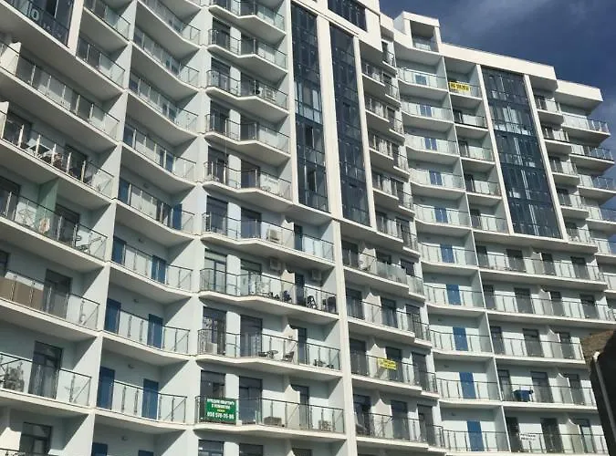 Апартаменты Iren Appartments *